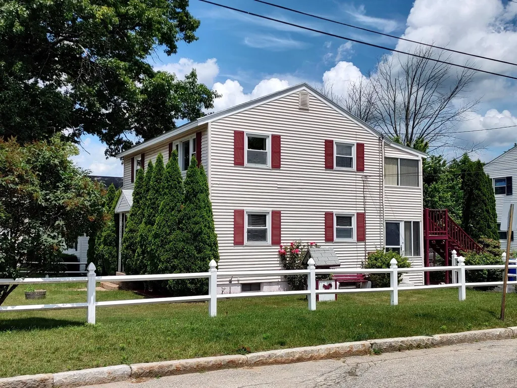 245 Calef Road Manchester NH 03103