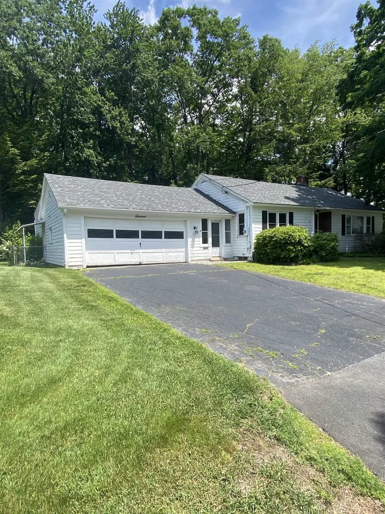 16 Wilson Avenue Concord NH 03301