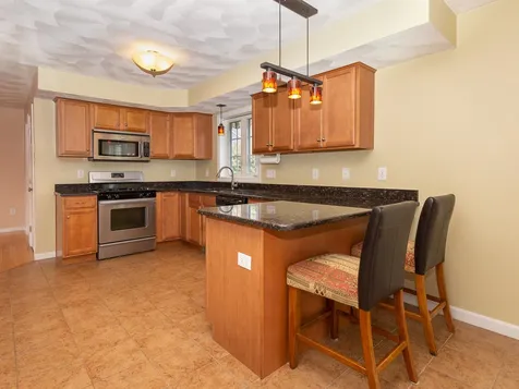 27 Victoria Drive Somersworth NH 03878