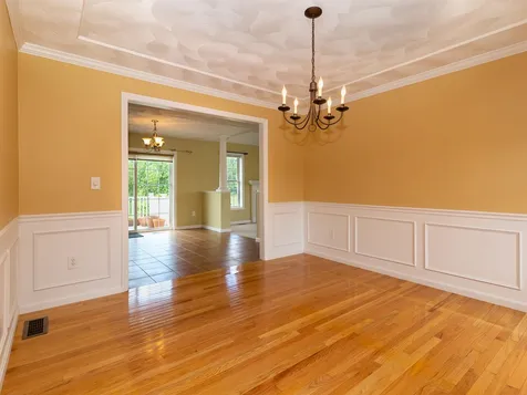 27 Victoria Drive Somersworth NH 03878