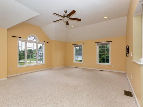 27 Victoria Drive Somersworth NH 03878