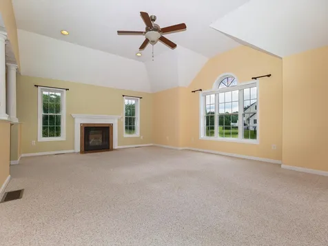 27 Victoria Drive Somersworth NH 03878