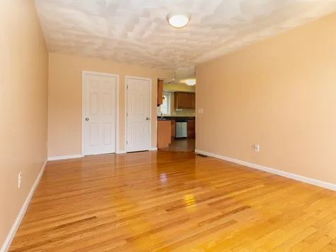 27 Victoria Drive Somersworth NH 03878