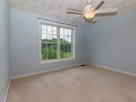 27 Victoria Drive Somersworth NH 03878