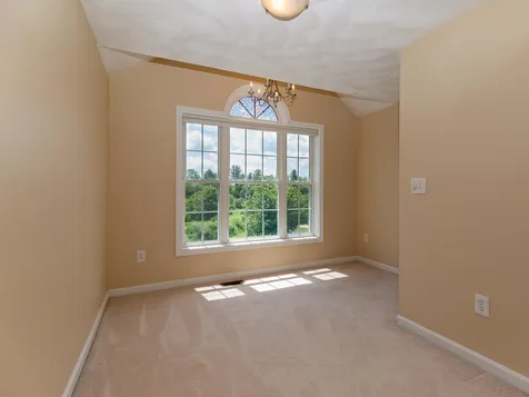 27 Victoria Drive Somersworth NH 03878