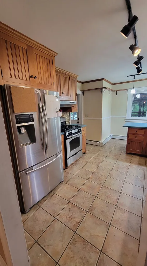 618 Main Street Claremont NH 03743