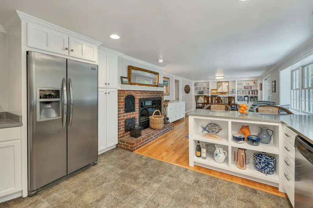 99 Forest Road Wolfeboro NH 03894