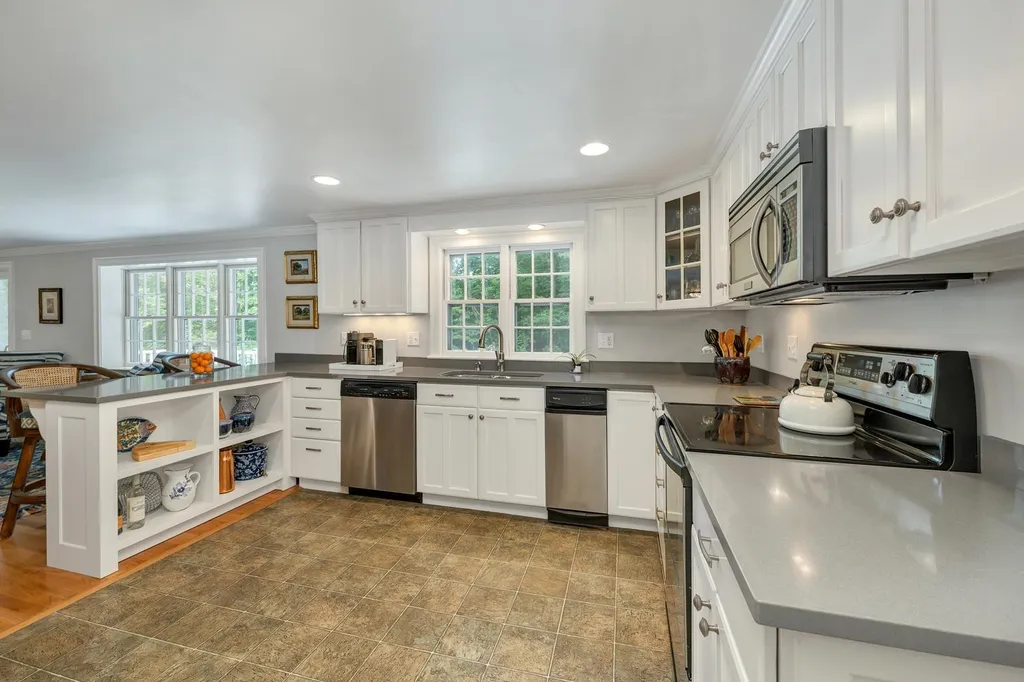 99 Forest Road Wolfeboro NH 03894