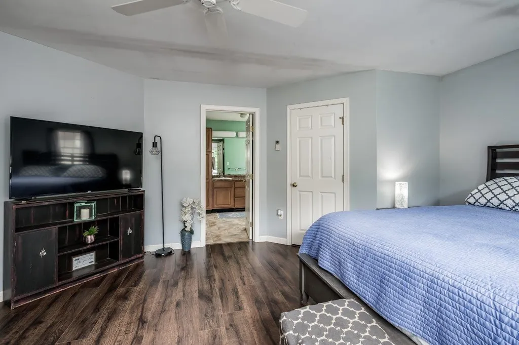 392 Piscassic Road Newfields NH 03856