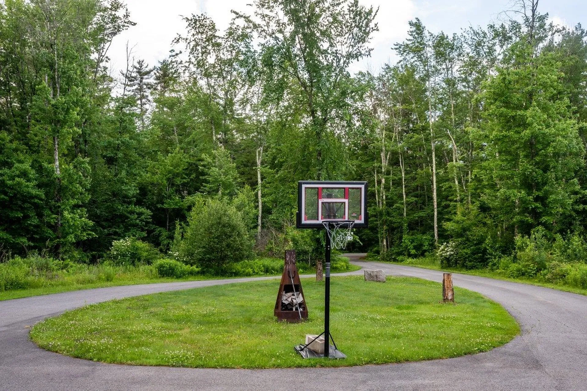 392 Piscassic Road Newfields NH 03856