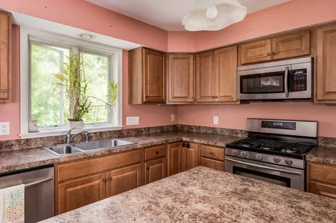 392 Piscassic Road Newfields NH 03856