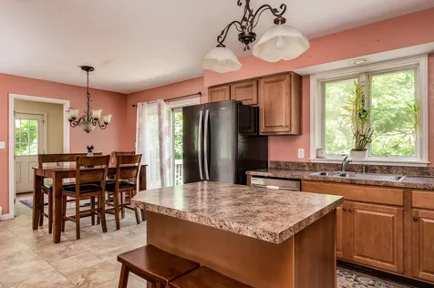 392 Piscassic Road Newfields NH 03856