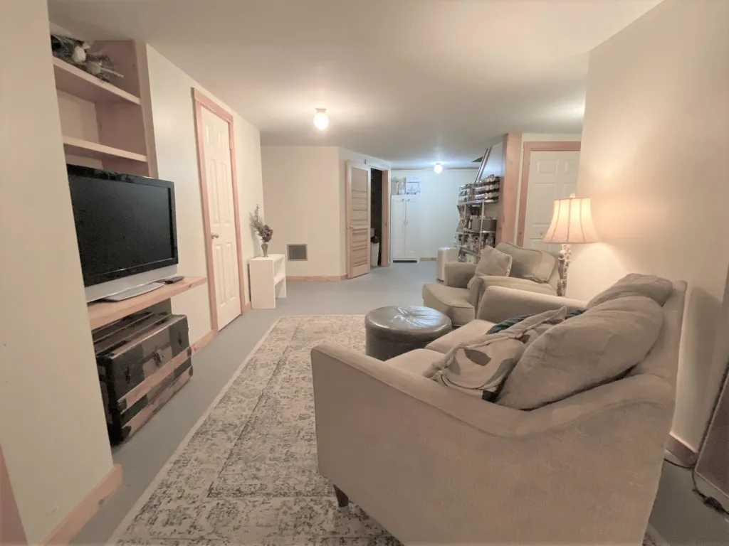 290 Sugar River Drive Claremont NH 03743