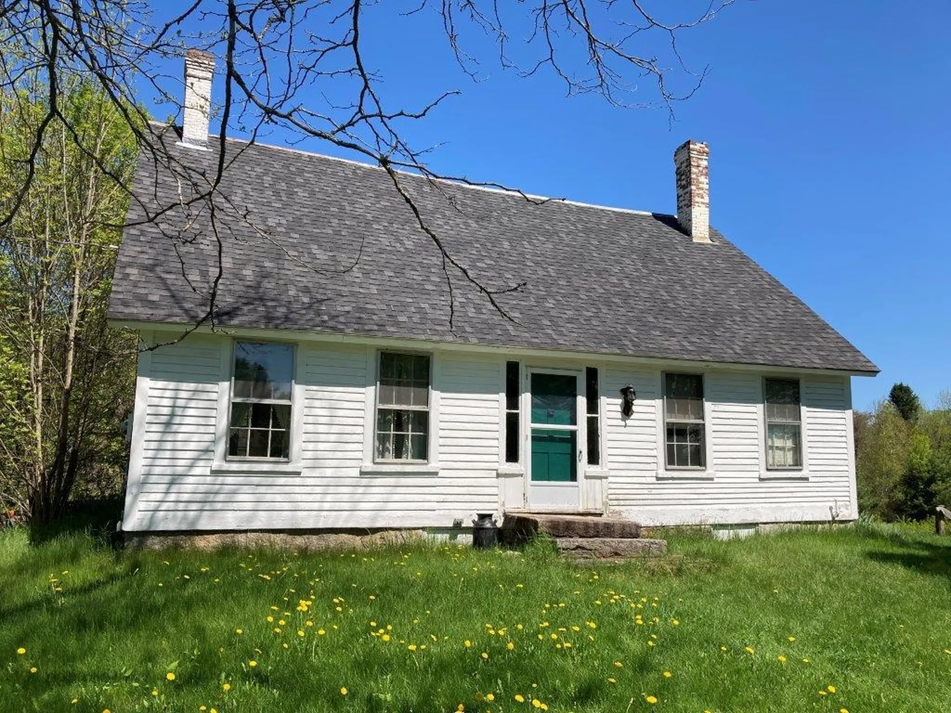 92 Riddle Hill Road Grafton NH 03240