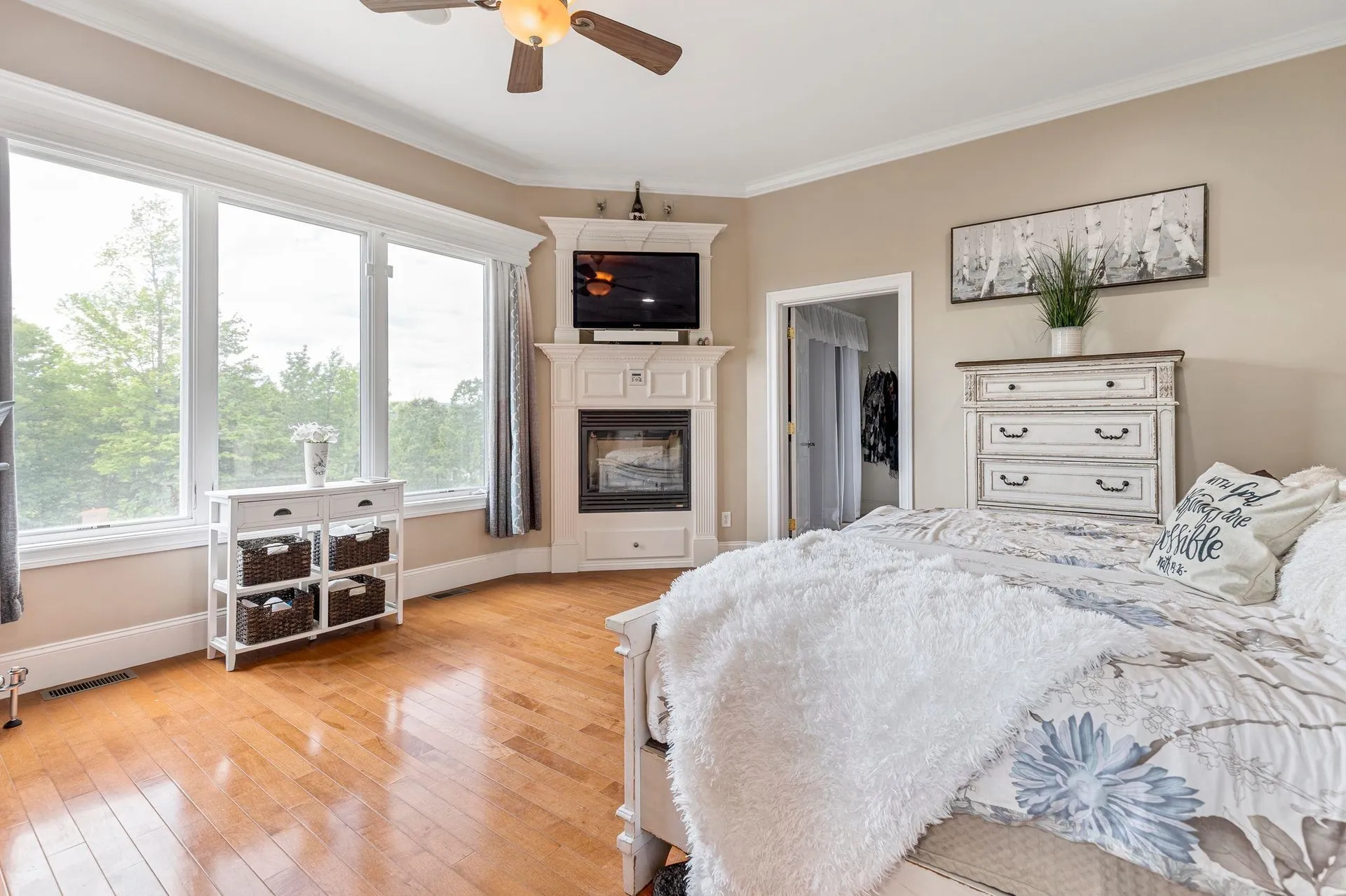 129 North Road Hillsborough NH 03244