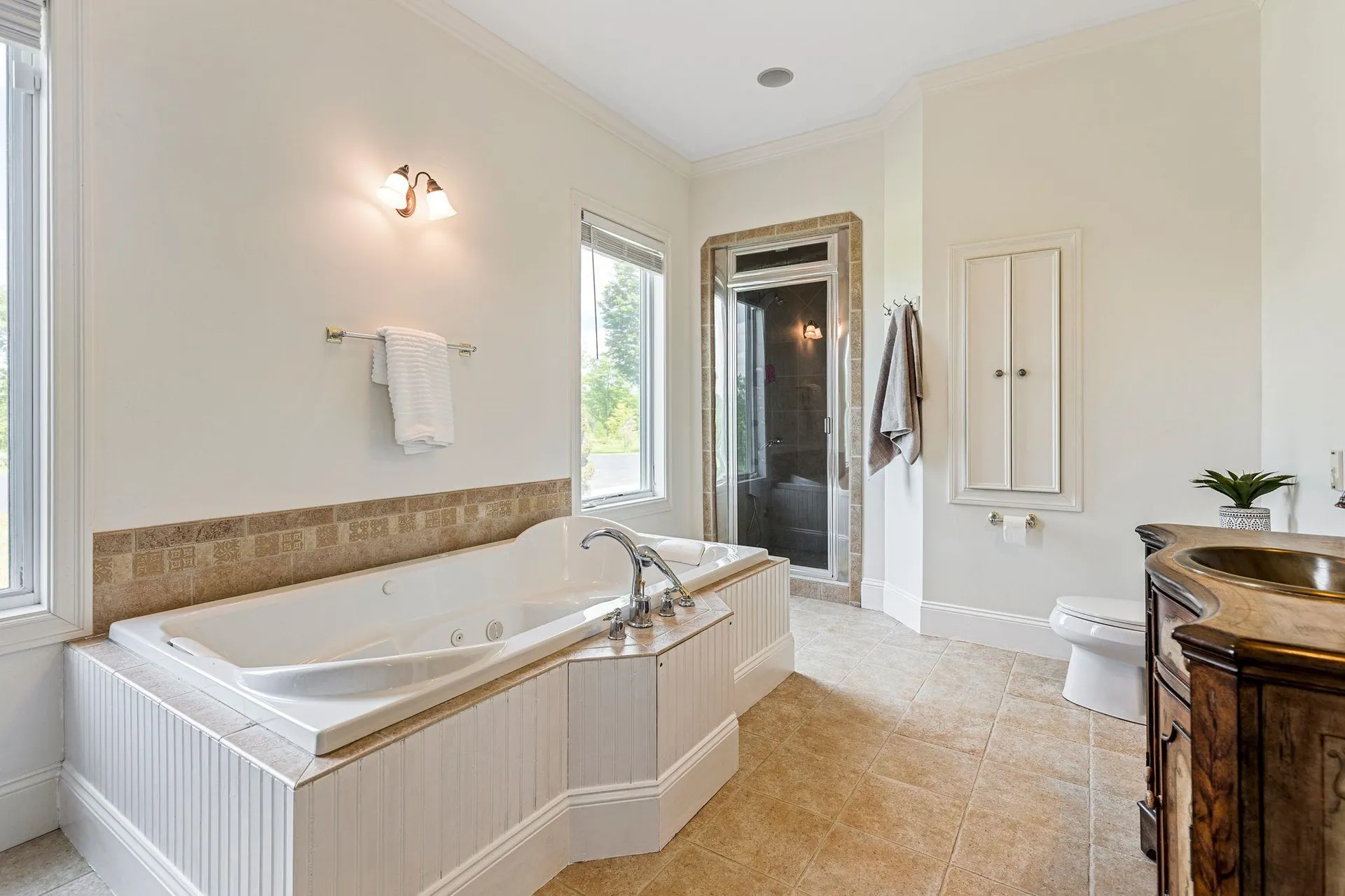 129 North Road Hillsborough NH 03244