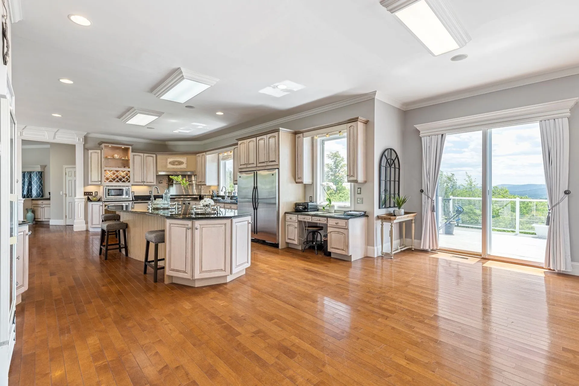129 North Road Hillsborough NH 03244