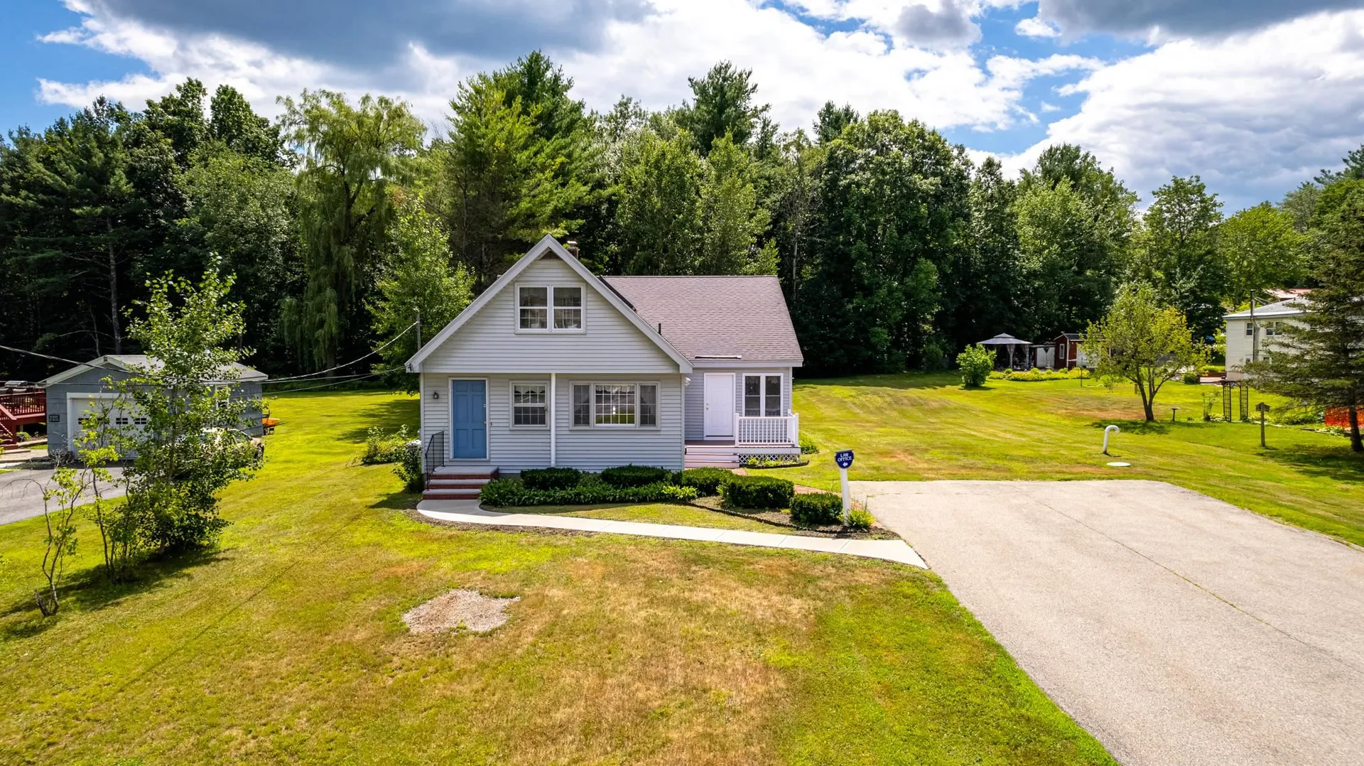 47 Old Concord Turnpike Barrington NH 03825