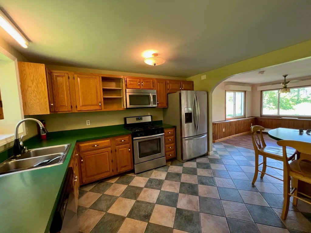 137 Slayton Hill Road Lebanon NH 03766