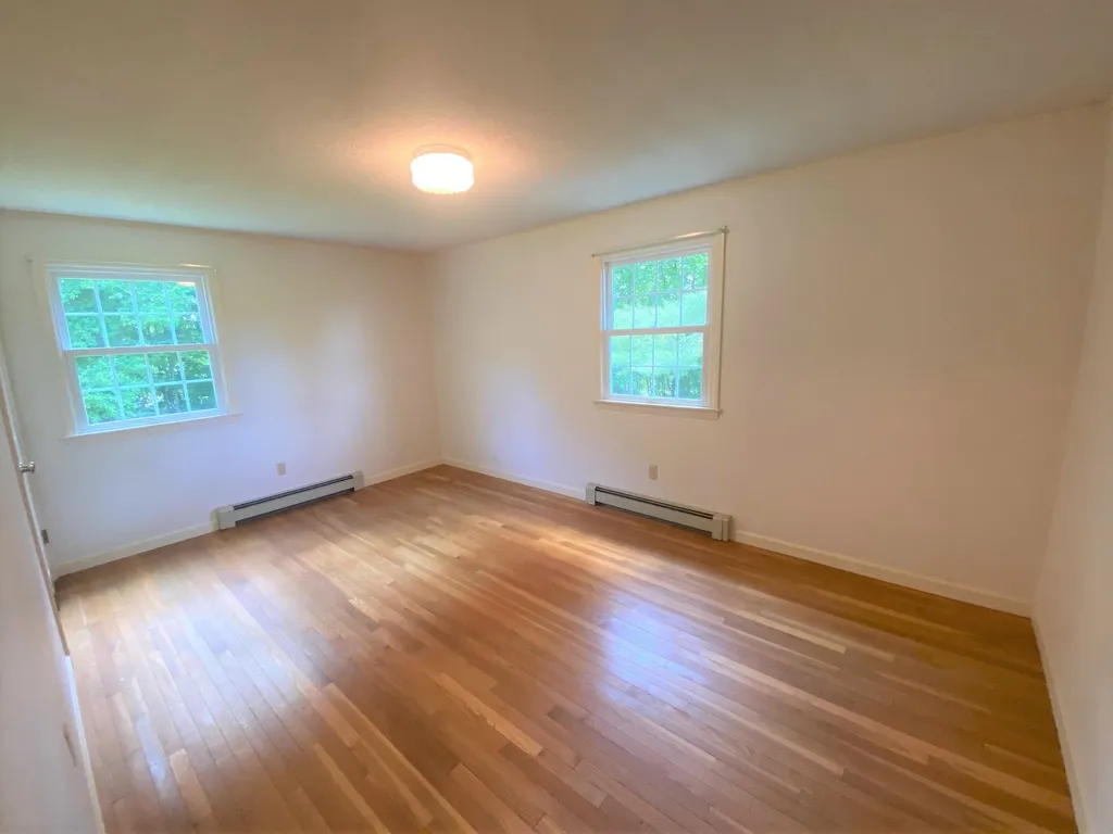 189 Gay Farm Road New London NH 03257