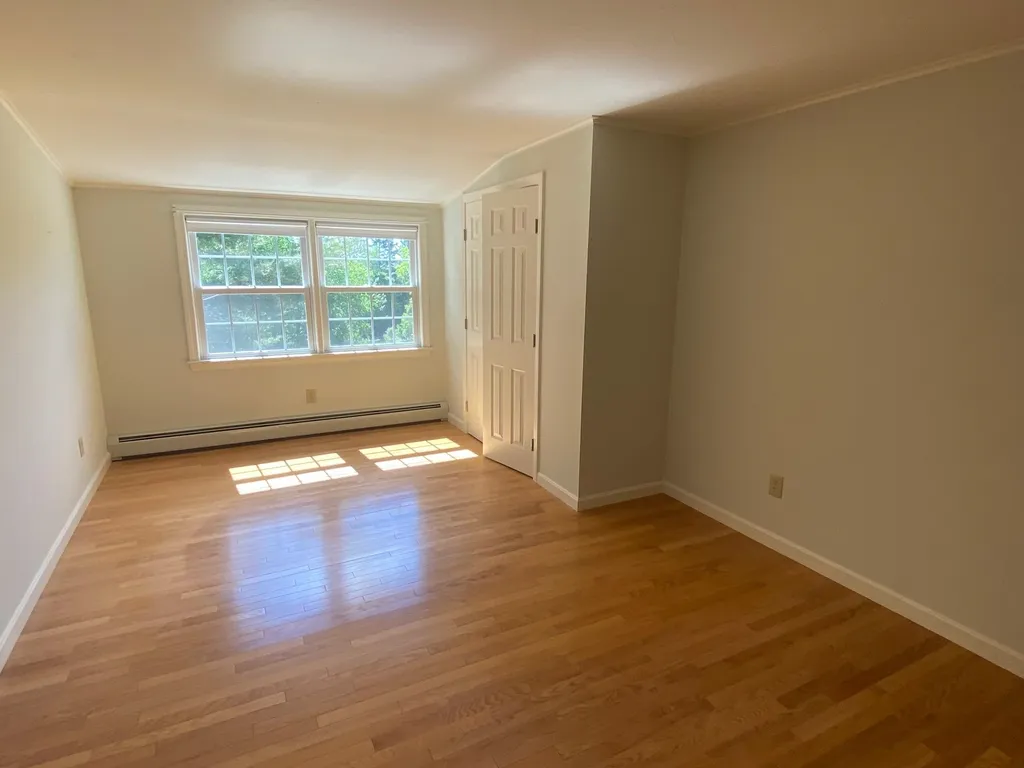189 Gay Farm Road New London NH 03257