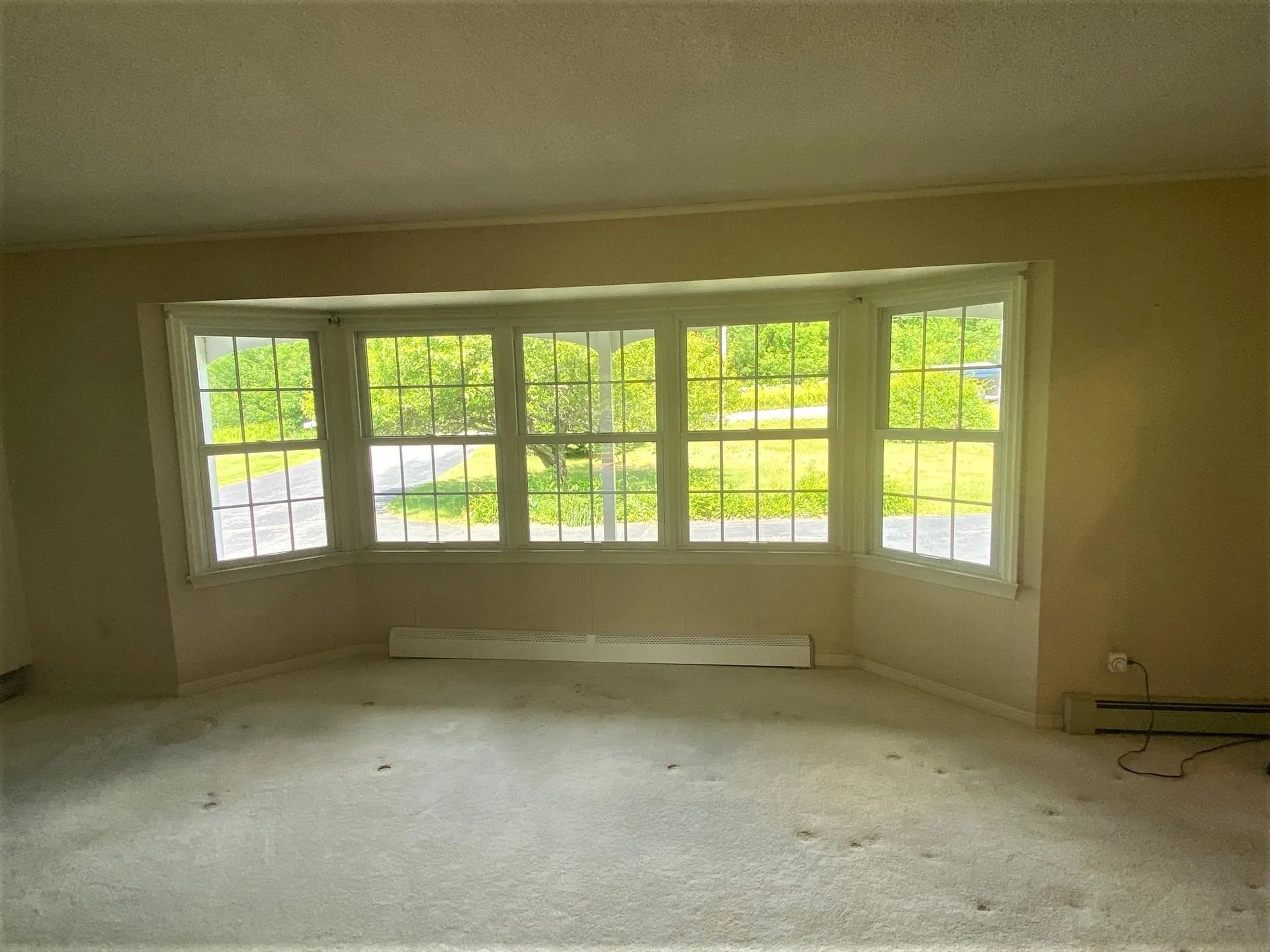 189 Gay Farm Road New London NH 03257