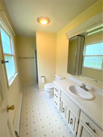 189 Gay Farm Road New London NH 03257