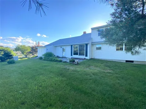 189 Gay Farm Road New London NH 03257