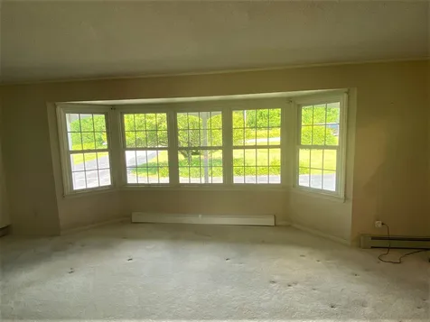 189 Gay Farm Road New London NH 03257