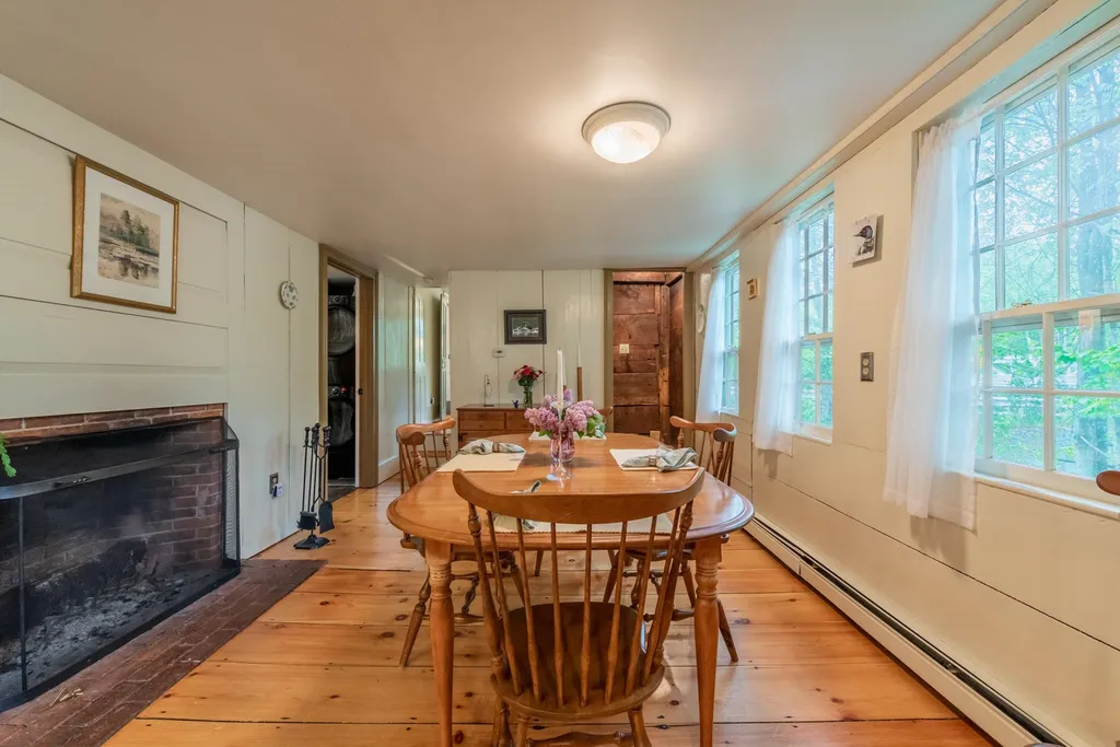 39 Patterson Hill Road Henniker NH 03242