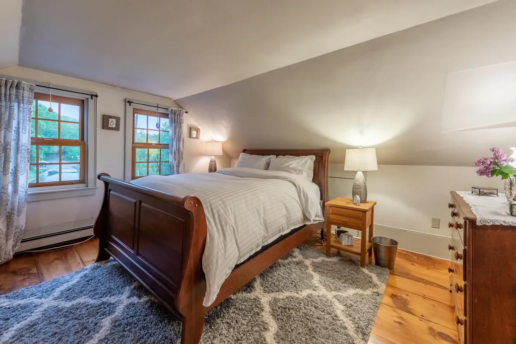 39 Patterson Hill Road Henniker NH 03242