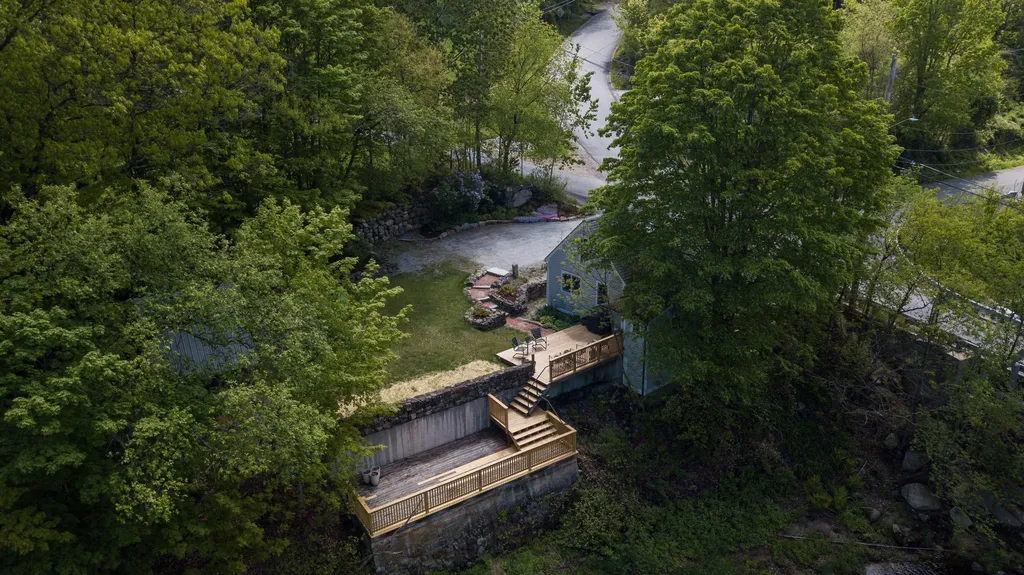 39 Patterson Hill Road Henniker NH 03242
