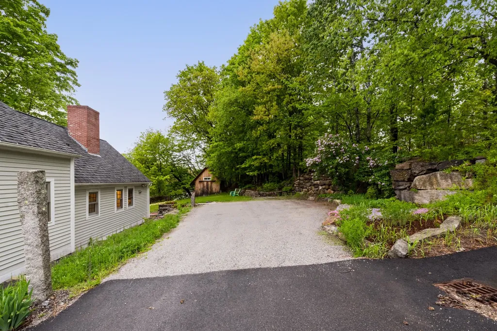 39 Patterson Hill Road Henniker NH 03242