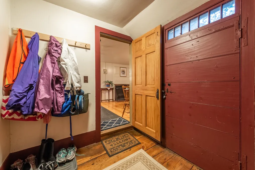 39 Patterson Hill Road Henniker NH 03242