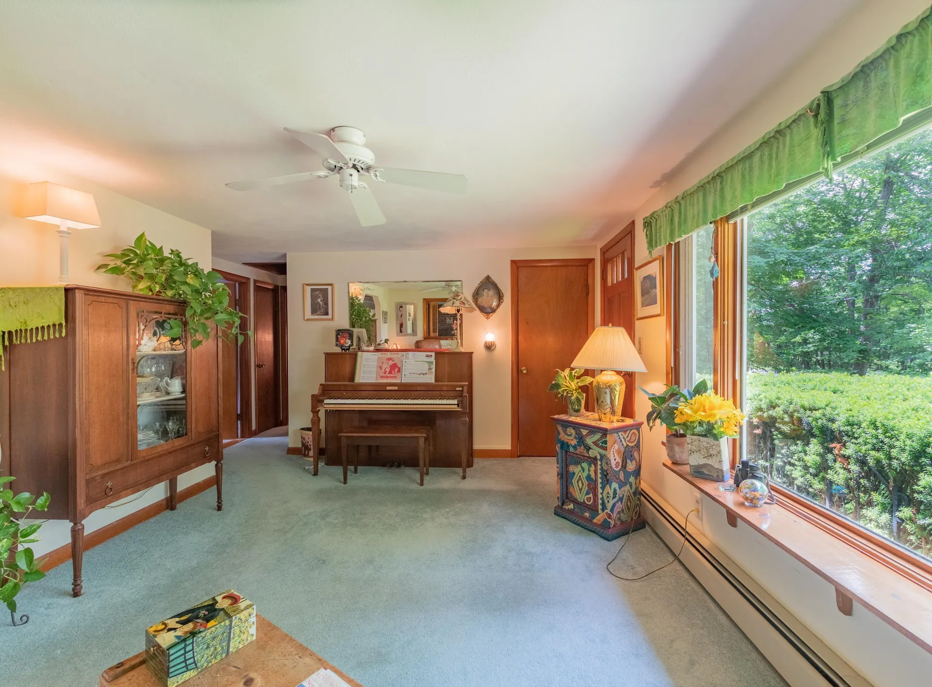 37 Squamscott Road Stratham NH 03885