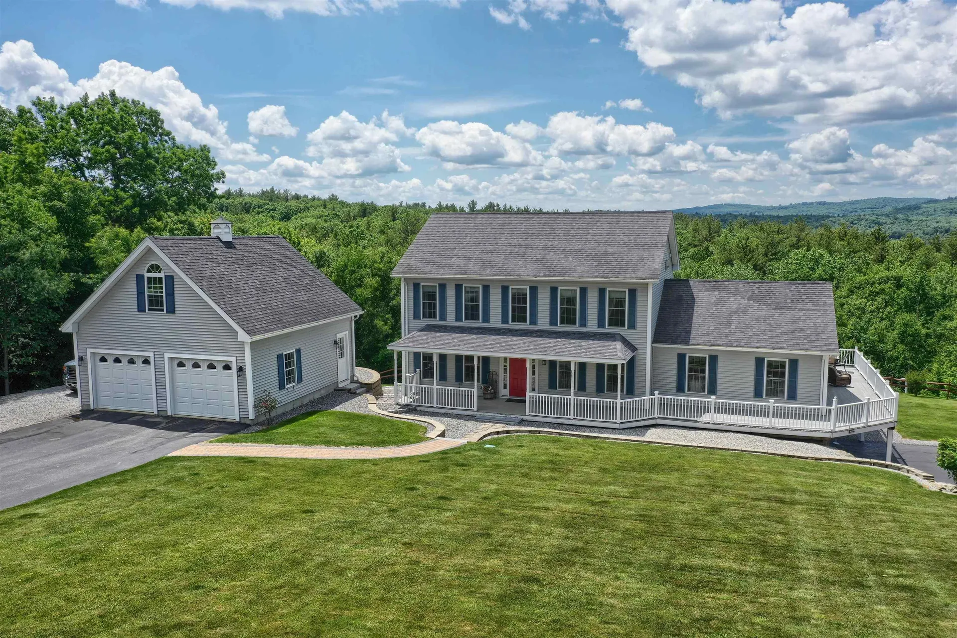 87 Roosevelt Road Weare NH 03281