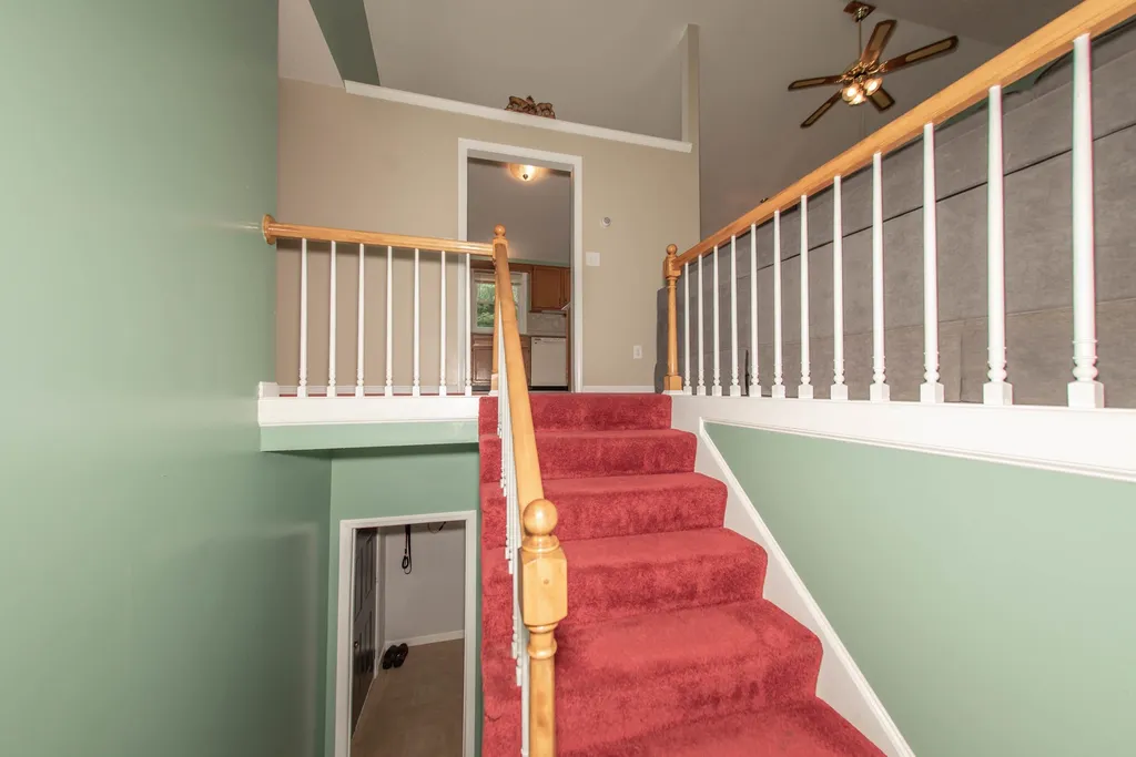 16 Skylark Drive Derry NH 03038