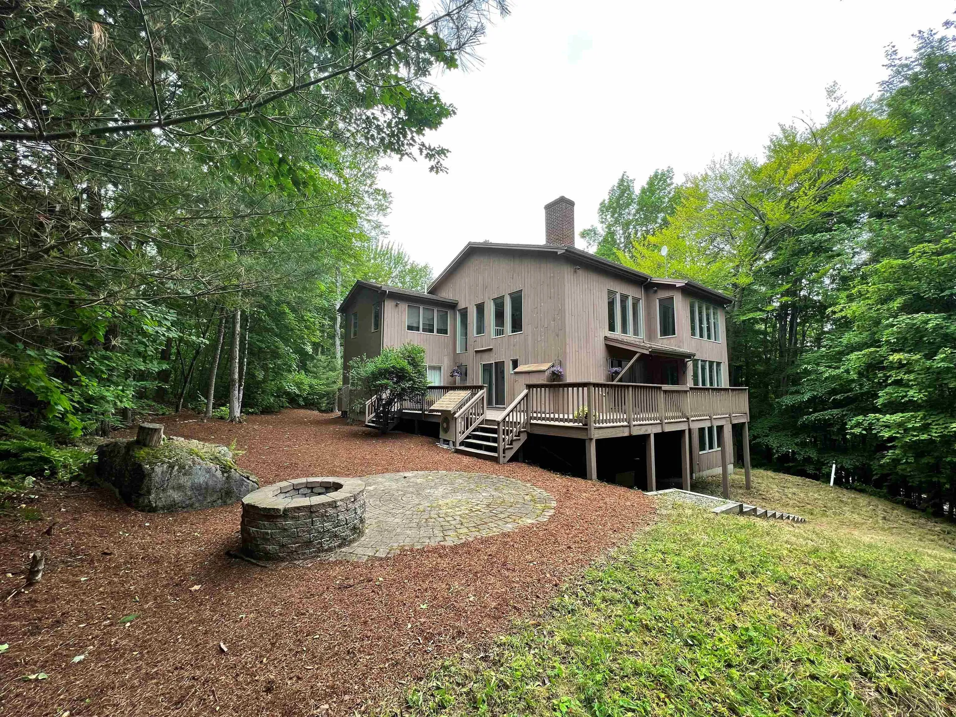 12 Knob Hill Grantham NH 03753