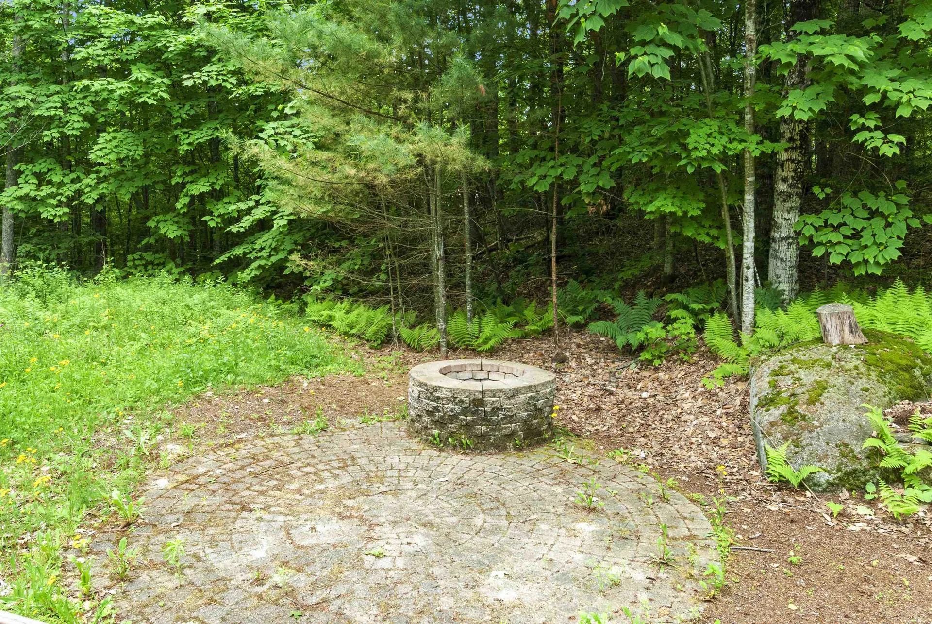 12 Knob Hill Grantham NH 03753