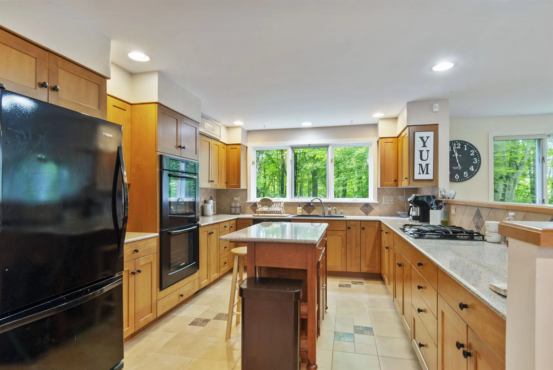 12 Knob Hill Grantham NH 03753