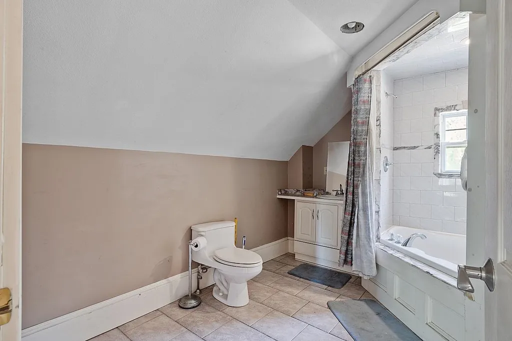 101 Farm Lane Seabrook NH 03874