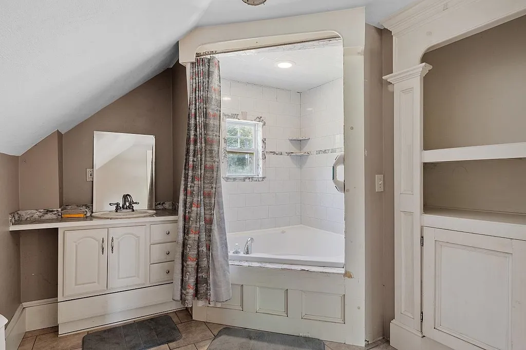 101 Farm Lane Seabrook NH 03874