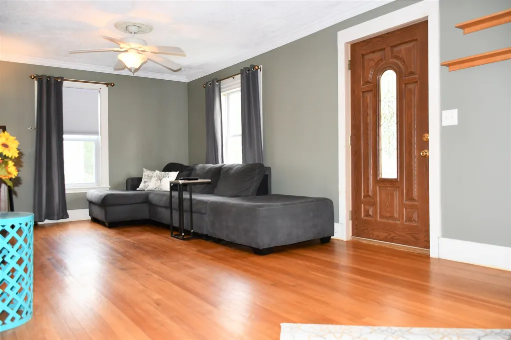 7 Furbush Street Rochester NH 03867-0000