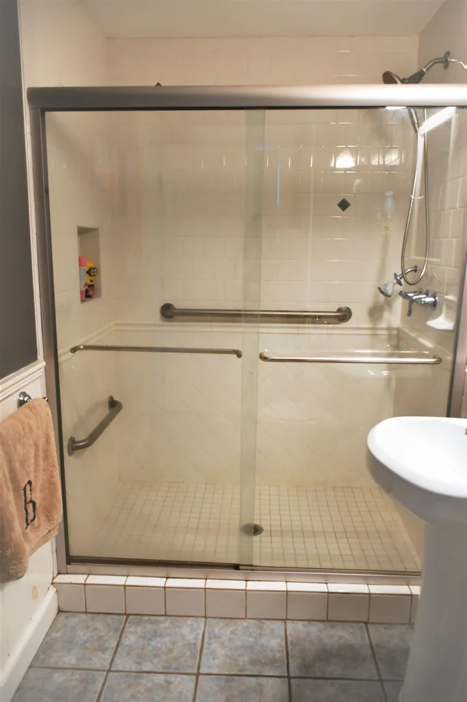 7 Furbush Street Rochester NH 03867-0000