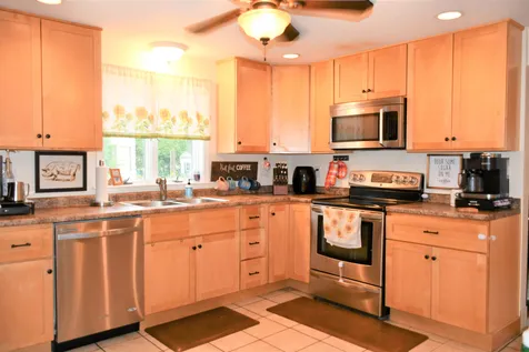 7 Furbush Street Rochester NH 03867-0000