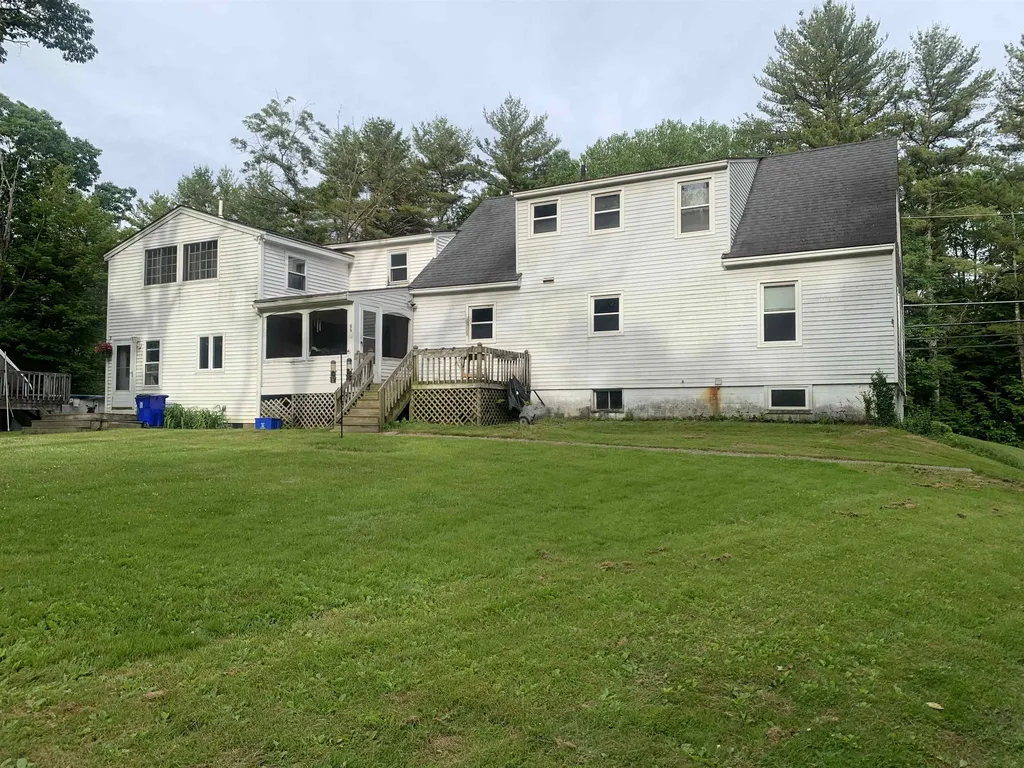 155 Court Street Exeter NH 03833