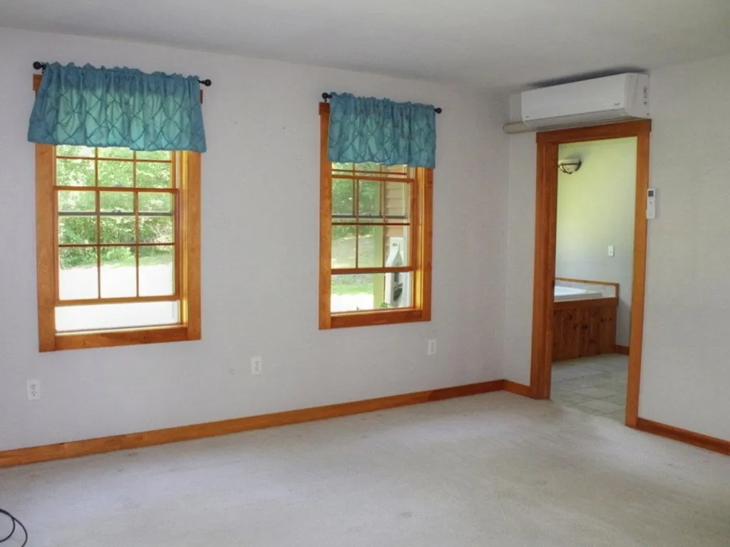 360 Stonewall Drive Bristol VT 05443