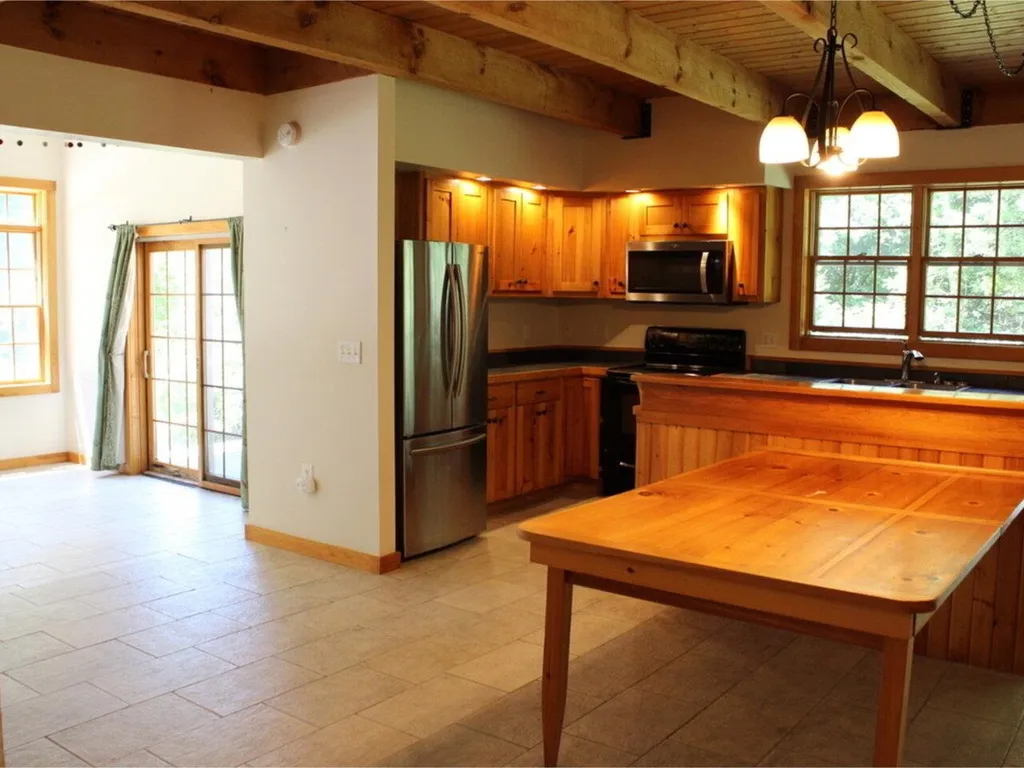 360 Stonewall Drive Bristol VT 05443