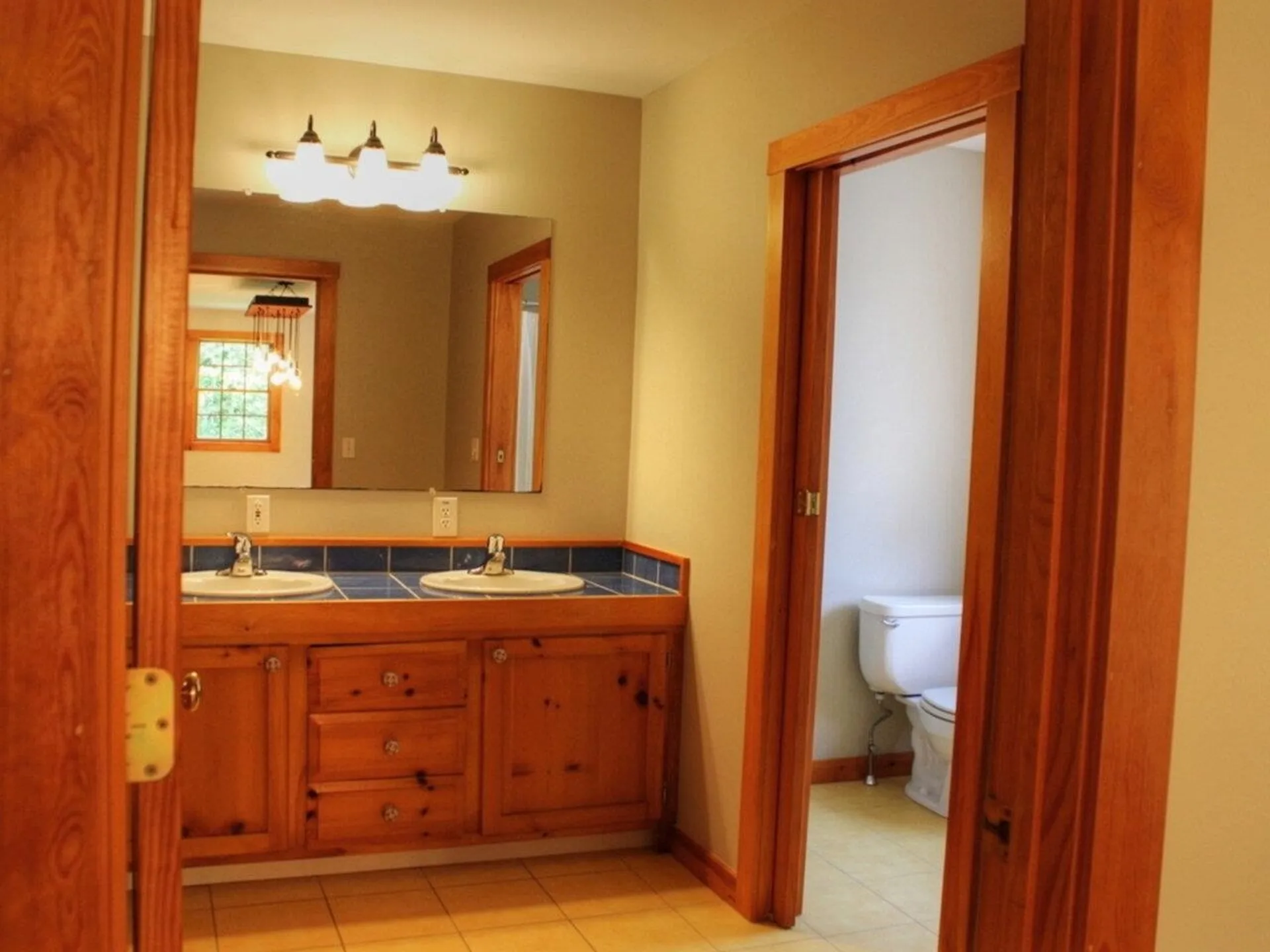 360 Stonewall Drive Bristol VT 05443