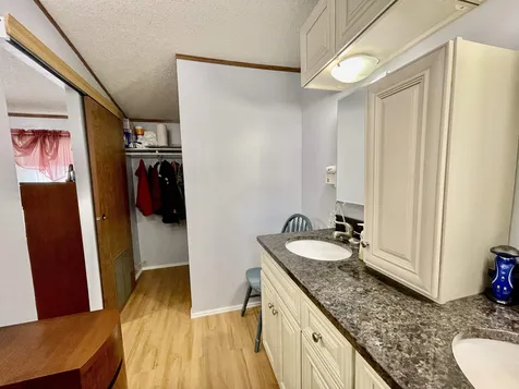 27 3rd Street Mont Vernon NH 03057